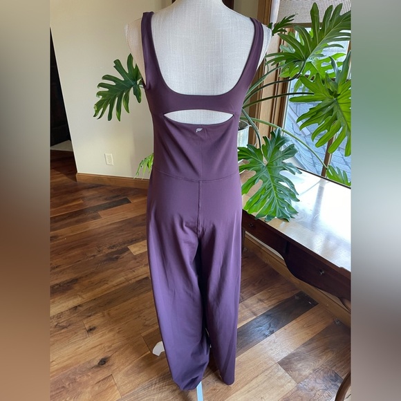 Fabletics PureLuxe Wide Leg Oxblood Burgundy Jumpsuit NWT size M reg - Picture 5 of 11